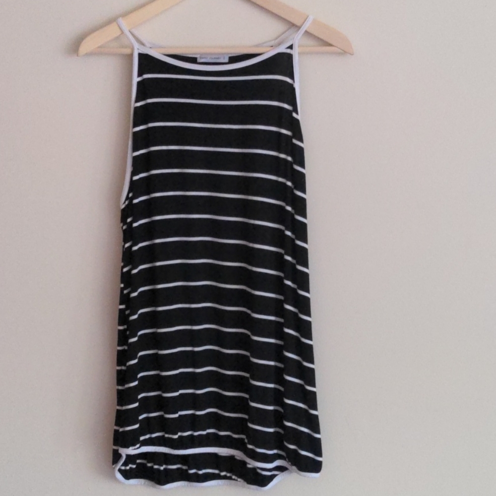 🌻Striped top